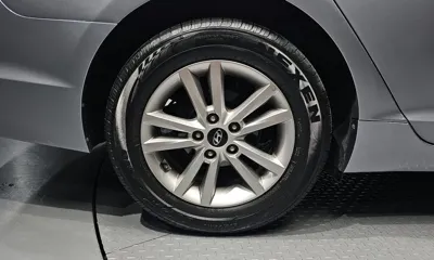Hyundai Sonata 2015, 152320 км, за 4466.63 USD