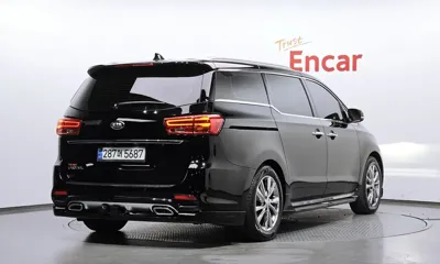 Kia Canival 2019, 68978 км, за 12669.03 USD