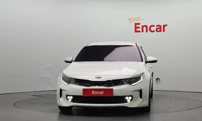 Kia K5 2018, 140327 км, за 6175.65 USD