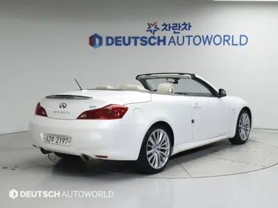 Infiniti Q60 2014, 59786 км, за 12353.64 USD