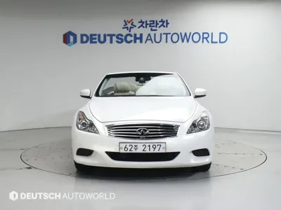 Infiniti Q60 2014, 59786 км, за 12353.64 USD