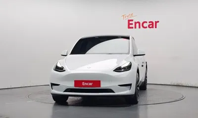 Tesla Model Y 2023, 27408 км, за 27438.62 USD