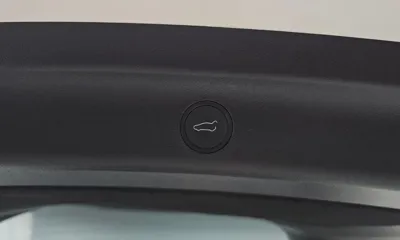 Tesla Model Y 2023, 27408 км, за 27438.62 USD - фото 30