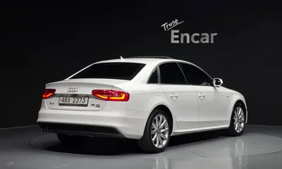 Audi A4 2015, 86939 км, за 5946.48 USD