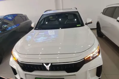 Voyah Free 2025, 17900 км, за 22431 USD