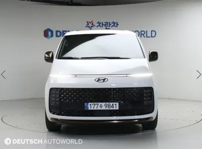 Hyundai Staria 2025, 35380 км, за 26372.33 USD