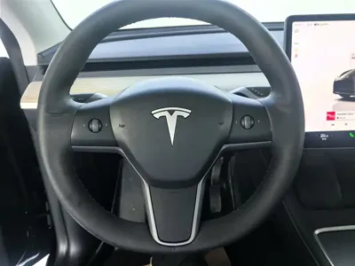 Tesla Model Y 2023, 40000 км, за 25573.37 USD - фото 10