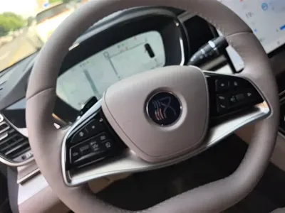 BYD Han 2025, 6800 км, за 18392.82 USD - фото 15
