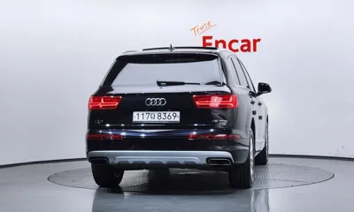 Audi Q7 2019, 49986 км, за 20186.23 USD