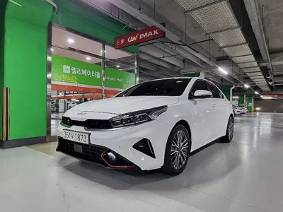 Kia K3 2022, 67003 км, за 11376.19 USD - фото 2