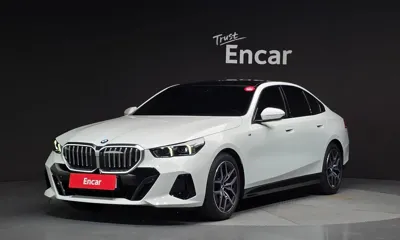 BMW 5-Series · 2025 год
