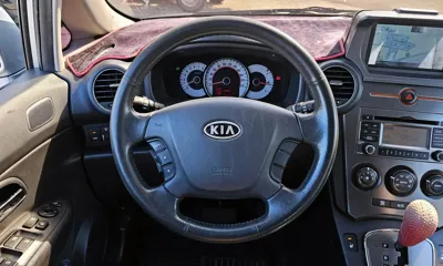Kia Carens 2011, 153453 км, за 2084.69 USD - фото 12