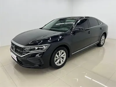Volkswagen Passat · 2023 год