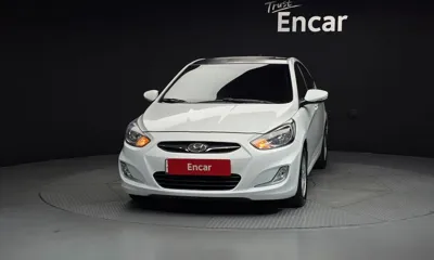 Hyundai Accent 2012, 170808 км, за 1641.07 USD