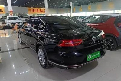 Volkswagen Magotan 2018, 52699 км, за 13125 USD