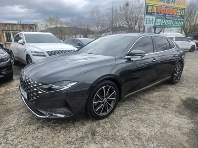 Hyundai Grandeur 2023, 80374 км, за 16280.14 USD