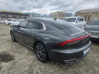 Hyundai Grandeur 2023, 80374 км, за 16280.14 USD