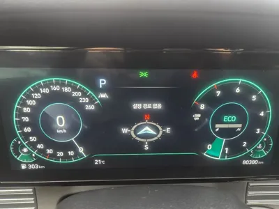 Hyundai Grandeur 2023, 80374 км, за 16280.14 USD - фото 9