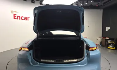 Porsche Taycan 2021, 31439 км, за 64329.79 USD - фото 32