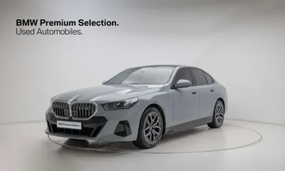 BMW i5 · 2024 год