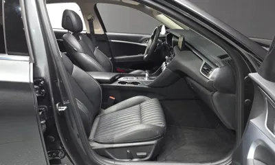 Genesis G70 2021, 63409 км, за 19889.72 USD - фото 12