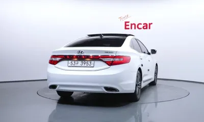 Hyundai Grandeur 2013, 167638 км, за 3413.42 USD