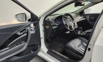 Hyundai Grandeur 2013, 167638 км, за 3413.42 USD - фото 10