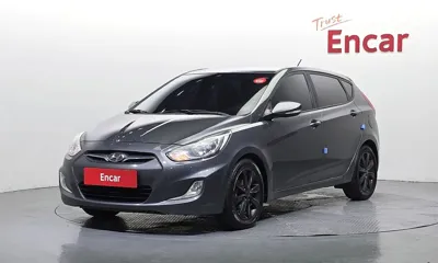 Hyundai Accent · 2012 год