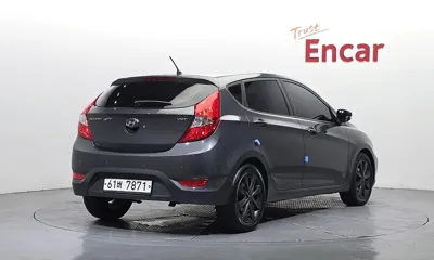 Hyundai Accent 2012, 243428 км, за 2595.63 USD