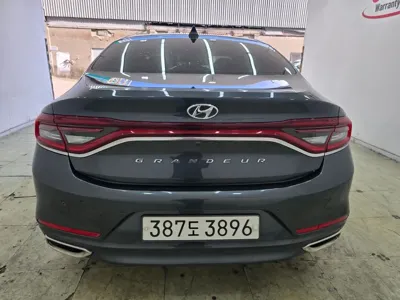 Hyundai Grandeur 2019, 154148 км, за 8334.96 USD