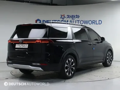 Kia Canival 2021, 158330 км, за 11815.68 USD