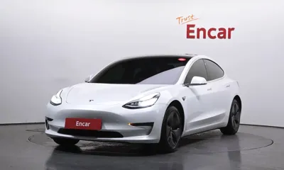 Tesla Model 3 · 2020 год