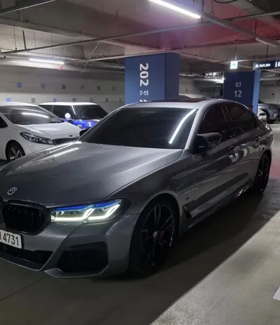BMW 5-Series · 2023 год