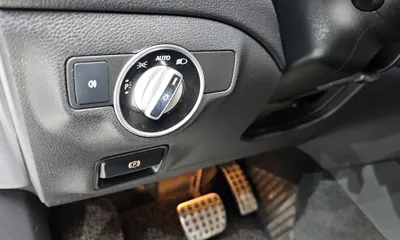 Mercedes-Benz GLA-Class 2018, 102885 км, за 14205.48 USD - фото 13