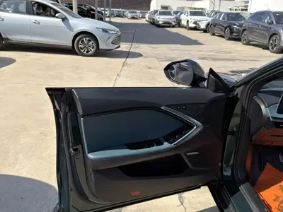 MG MG7 2023, 22000 км, за 12630.53 USD