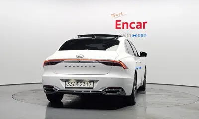 Hyundai Grandeur 2023, 77730 км, за 15807.98 USD