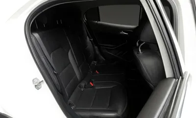 Mercedes-Benz GLA-Class 2019, 82112 км, за 10241.16 USD - фото 12