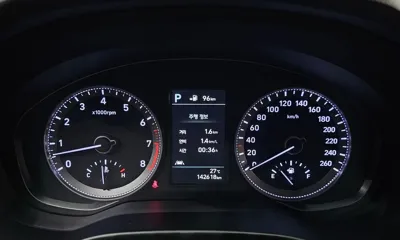Hyundai Grandeur 2019, 142618 км, за 9518.18 USD - фото 8