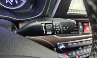 Hyundai Grandeur 2019, 142618 км, за 9518.18 USD - фото 18