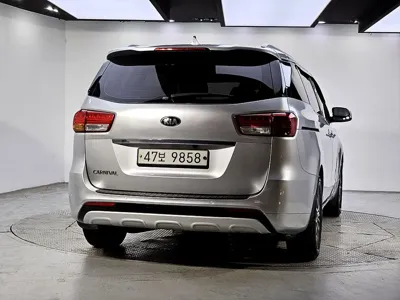 Kia Canival 2015, 228957 км, за 3113.83 USD