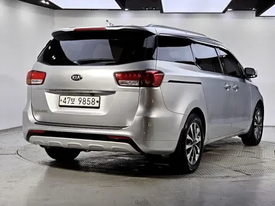 Kia Canival 2015, 228957 км, за 3113.83 USD