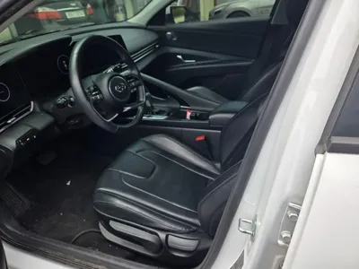 Hyundai Avante 2023, 131374 км, за 9094.45 USD