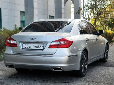 Hyundai Genesis 2009, 80100 км, за 3120.33 USD