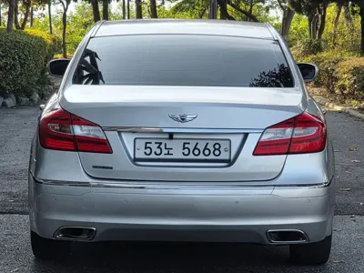 Hyundai Genesis 2009, 80100 км, за 3120.33 USD - фото 6