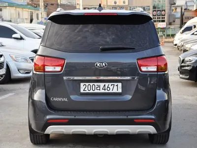 Kia Canival 2016, 238352 км, за 5021.47 USD