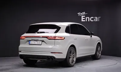 Porsche Cayenne 2023, 17943 км, за 101320.24 USD