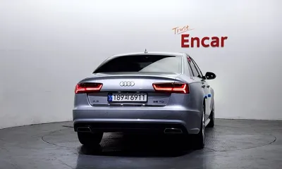 Audi A6 2018, 99626 км, за 9621.01 USD