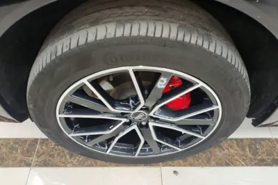 Audi Q5L 2025, 26000 км, за 38411 USD - фото 10