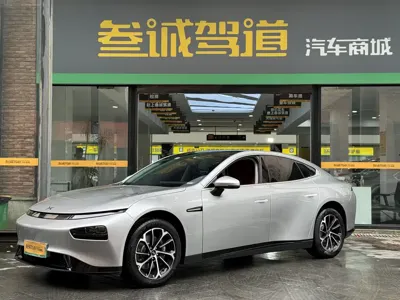 Xpeng P7 · 2022 год