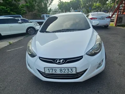 Hyundai Avante · 2013 год